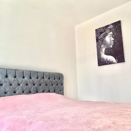 Royal Sun Netflix Residence, Long Design - No Utility Expenses! Apartament