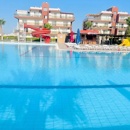 Royal Sun Netflix Residence, Long Design - No Utility Expenses! Apartment *